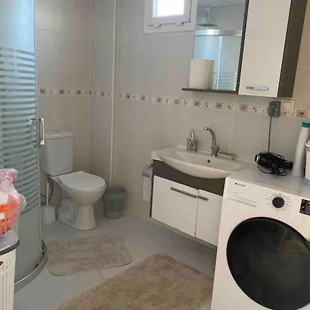 Villa Deniz Manzaralı, Havuzlu Ve Bahçeli Triplex *